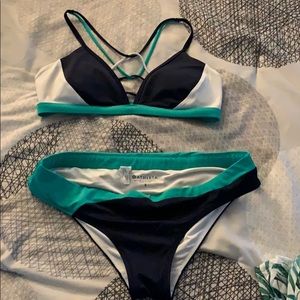 Athleta colorblock freestyle bikini set